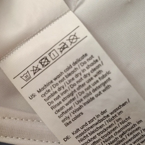 Colorblock One-Piece Swimsuit CUPSHE SWIMWEAR ONE-PIECE - Picture 11 of 13